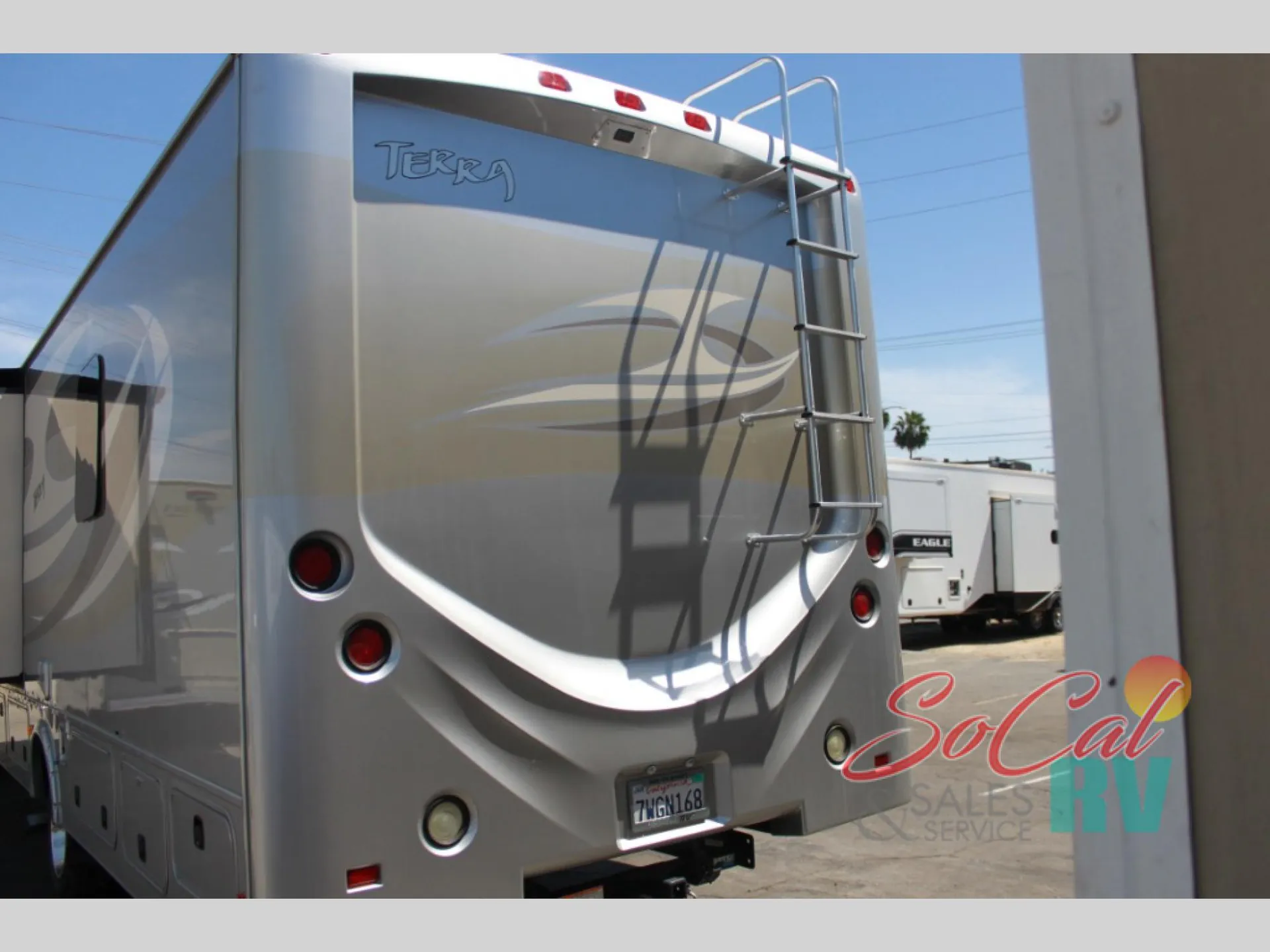 2015 Fleetwood Terra 35K - Photo 4