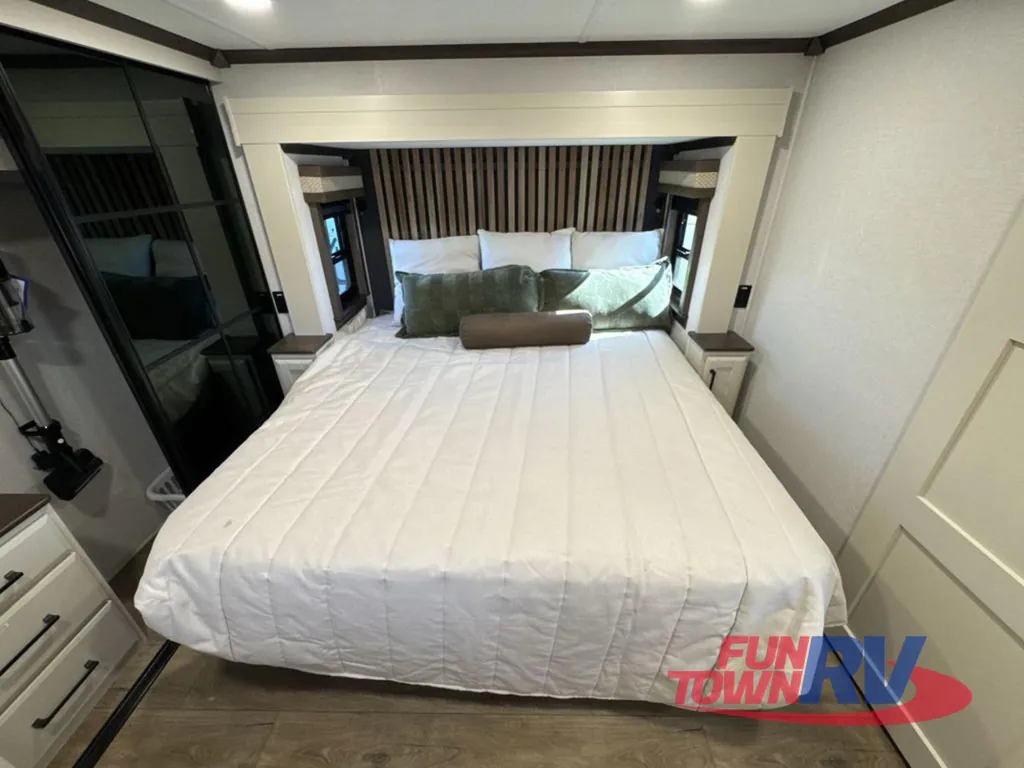 2026 Forest River RiverStone 425FO, Photos photo 41