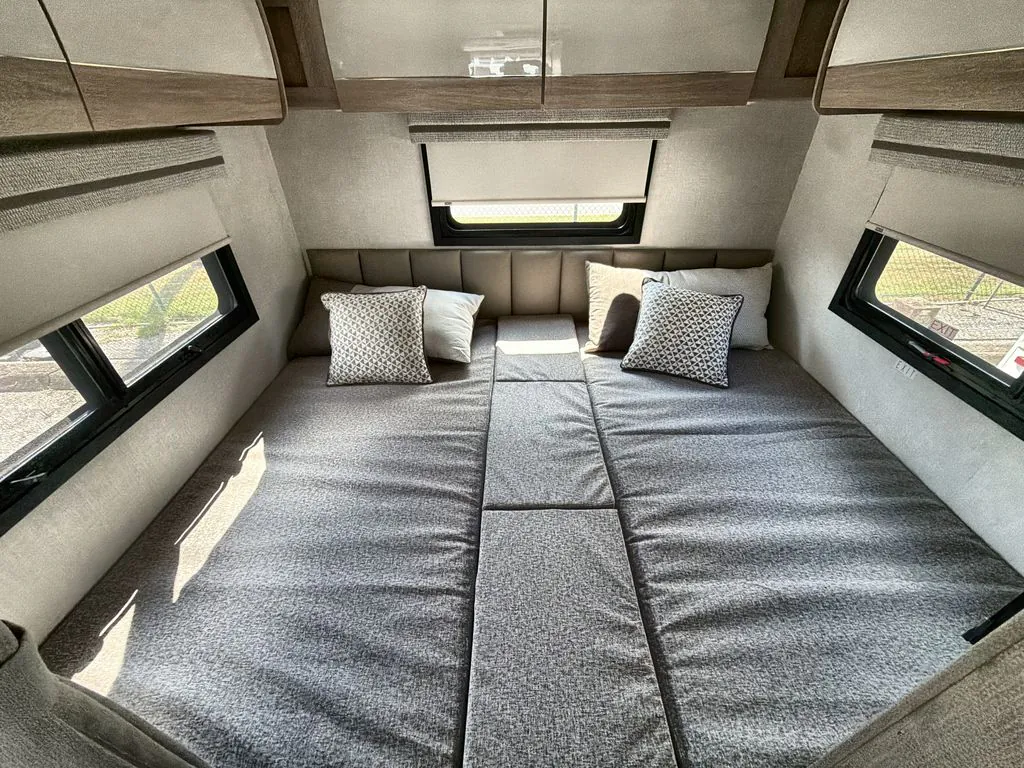 2026 Thor Motor Coach Axis 26.2, Photos photo 24