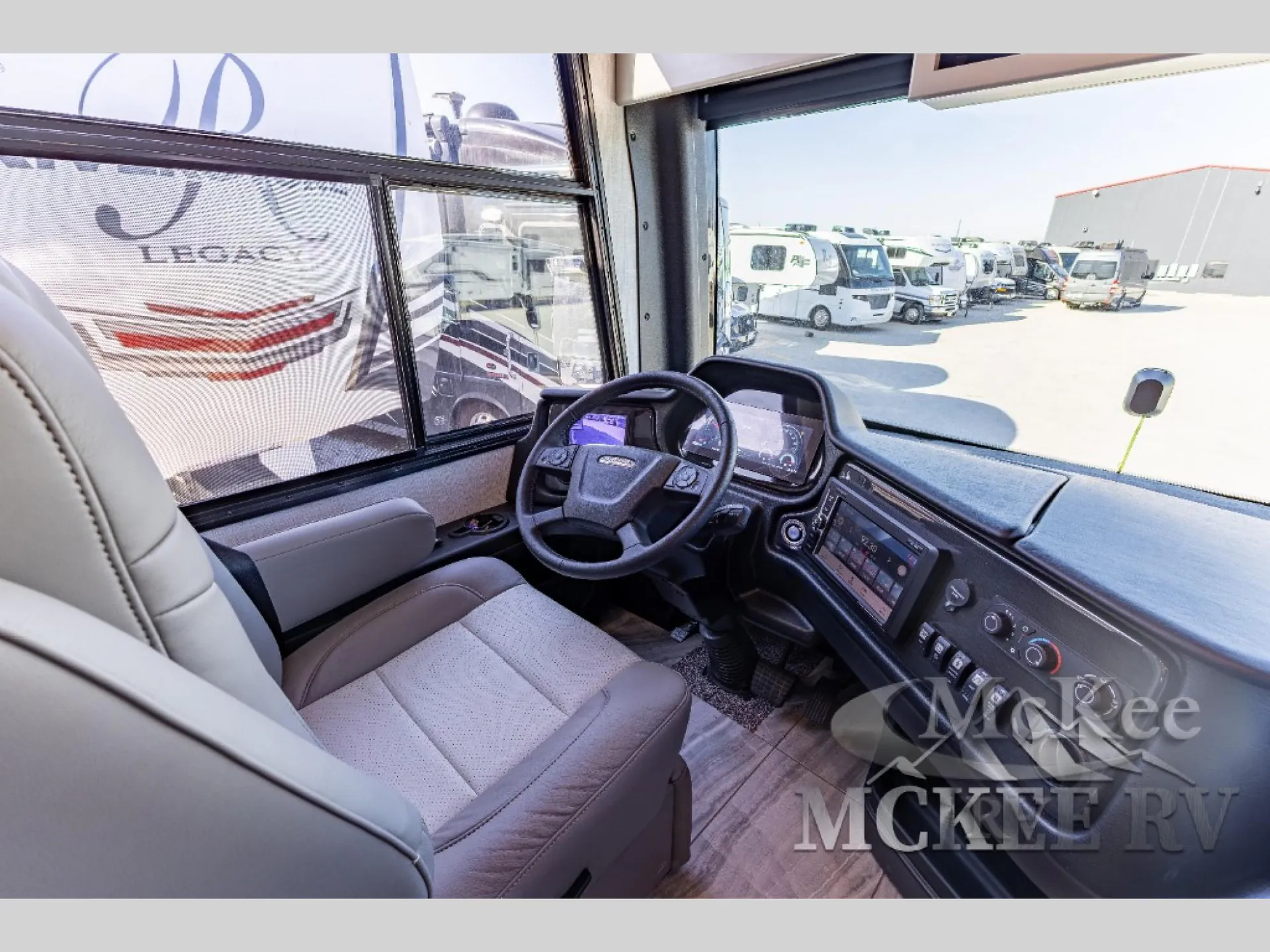 2026 Holiday Rambler Armada 44LE dealer photo 3 from McKee RV