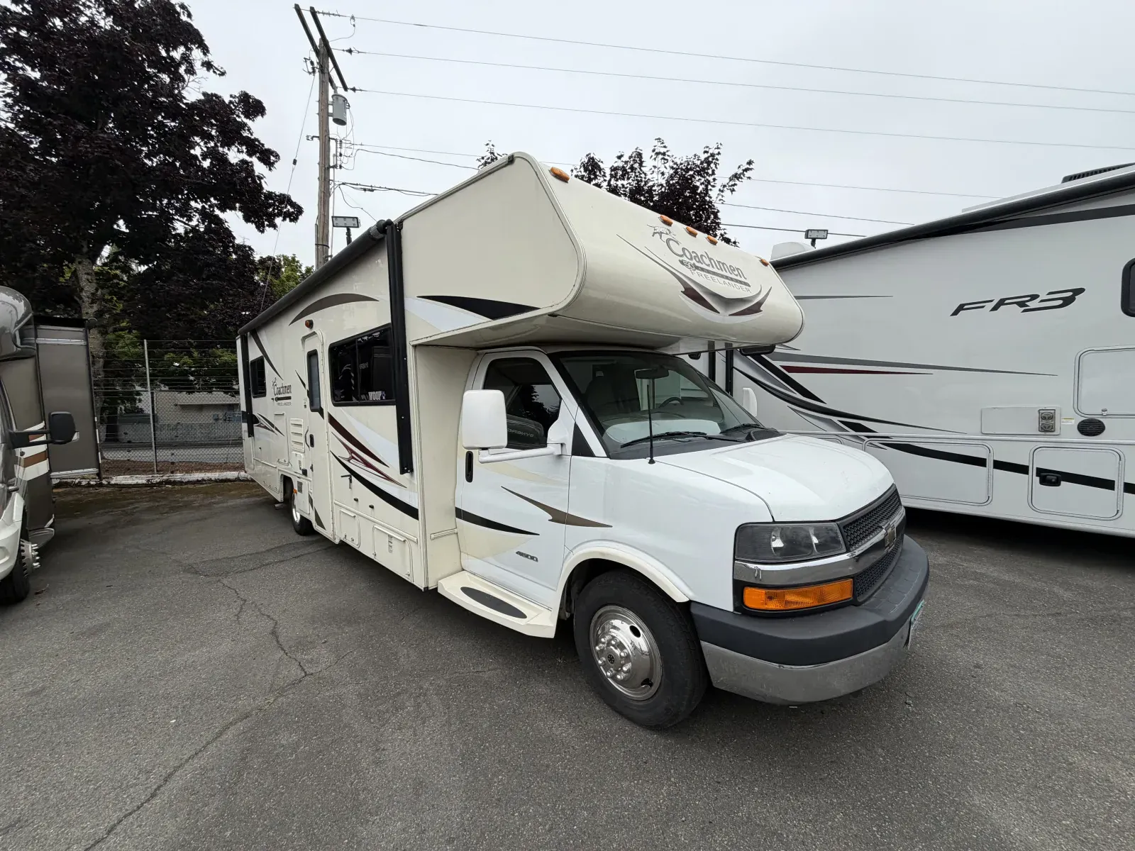 2014 Coachmen Freelander 29KS - Photo 2