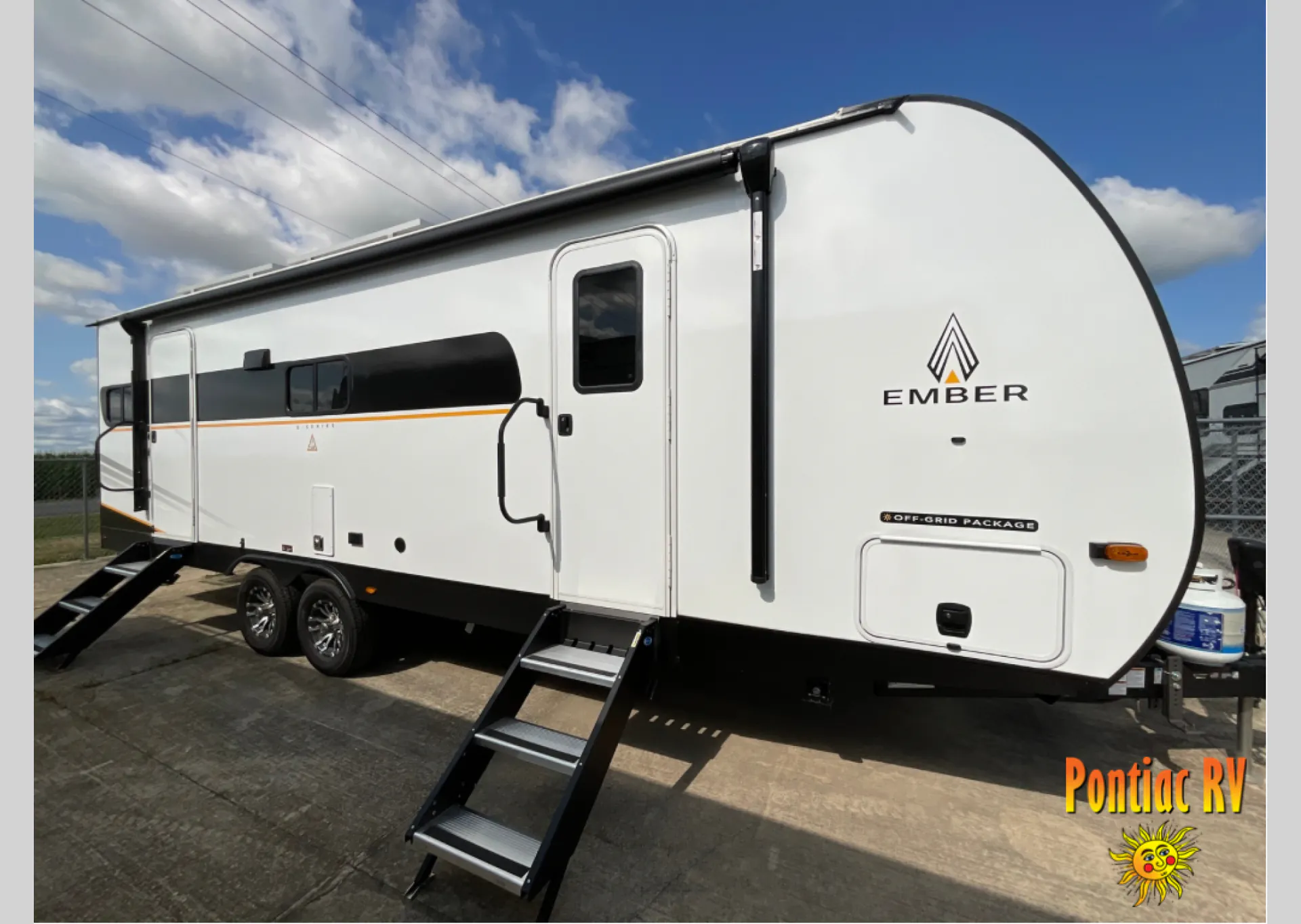 2026 Ember RV E-Series 25RUD - Photo 2