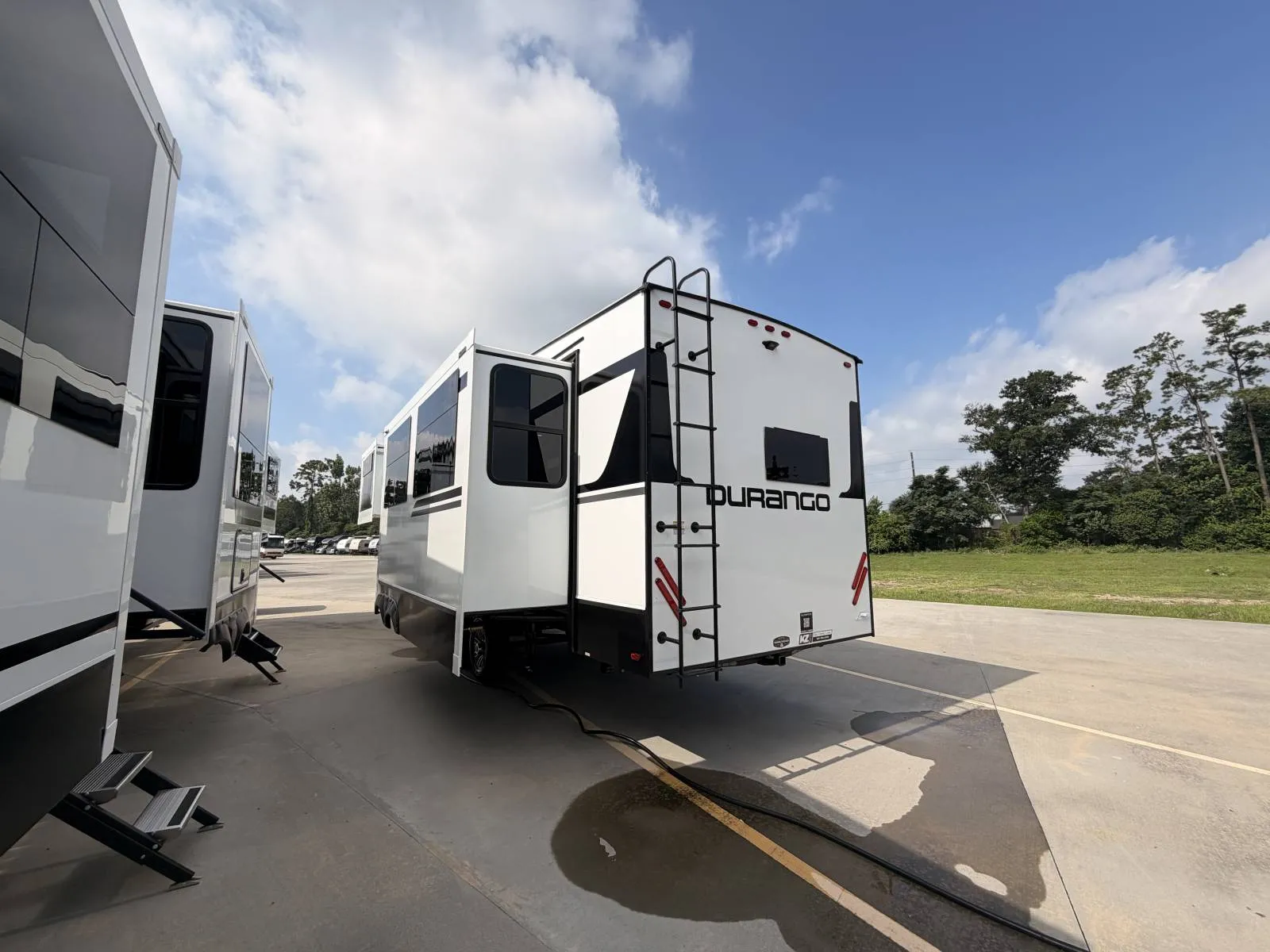 2027 Kz-rv Inc DURANGO 321RKT - Photo 2