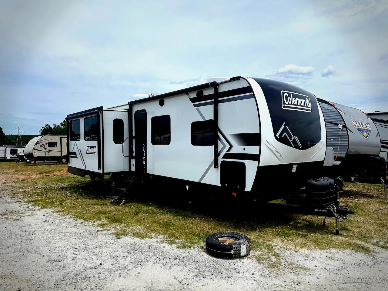 2026 Keystone Coleman Legacy 2950RL - Photo 2