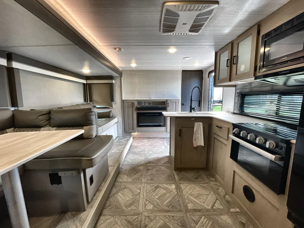 2024 Forest River Salem Cruise Lite 263BHXL, Photos photo 2