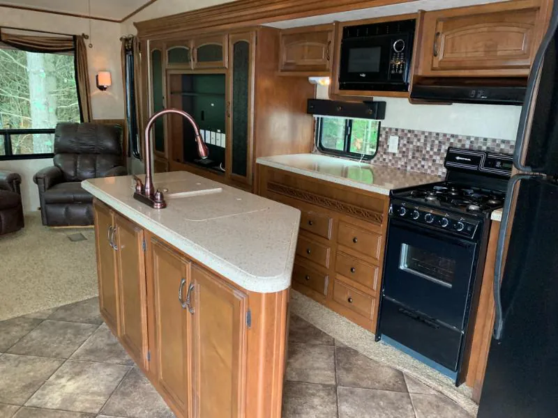 2014 Forest River Salem Villa Estate 393RLT, Photos photo 45