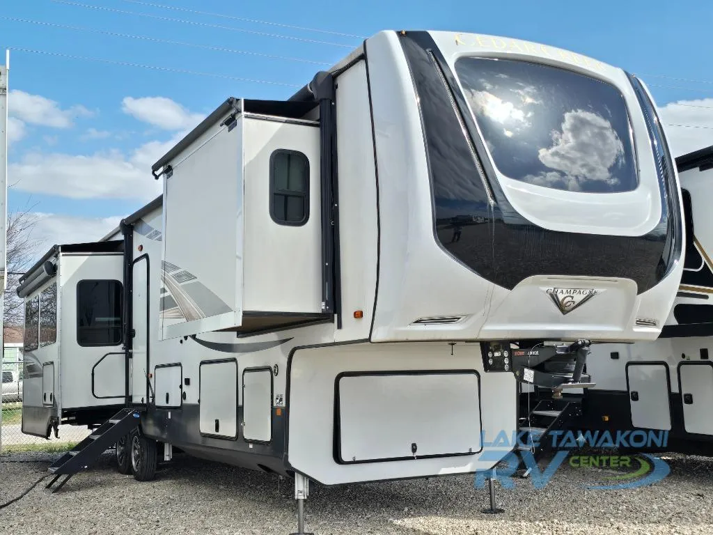 2022 Forest River Cedar Creek Champagne Edition 38EBS - Photo 2
