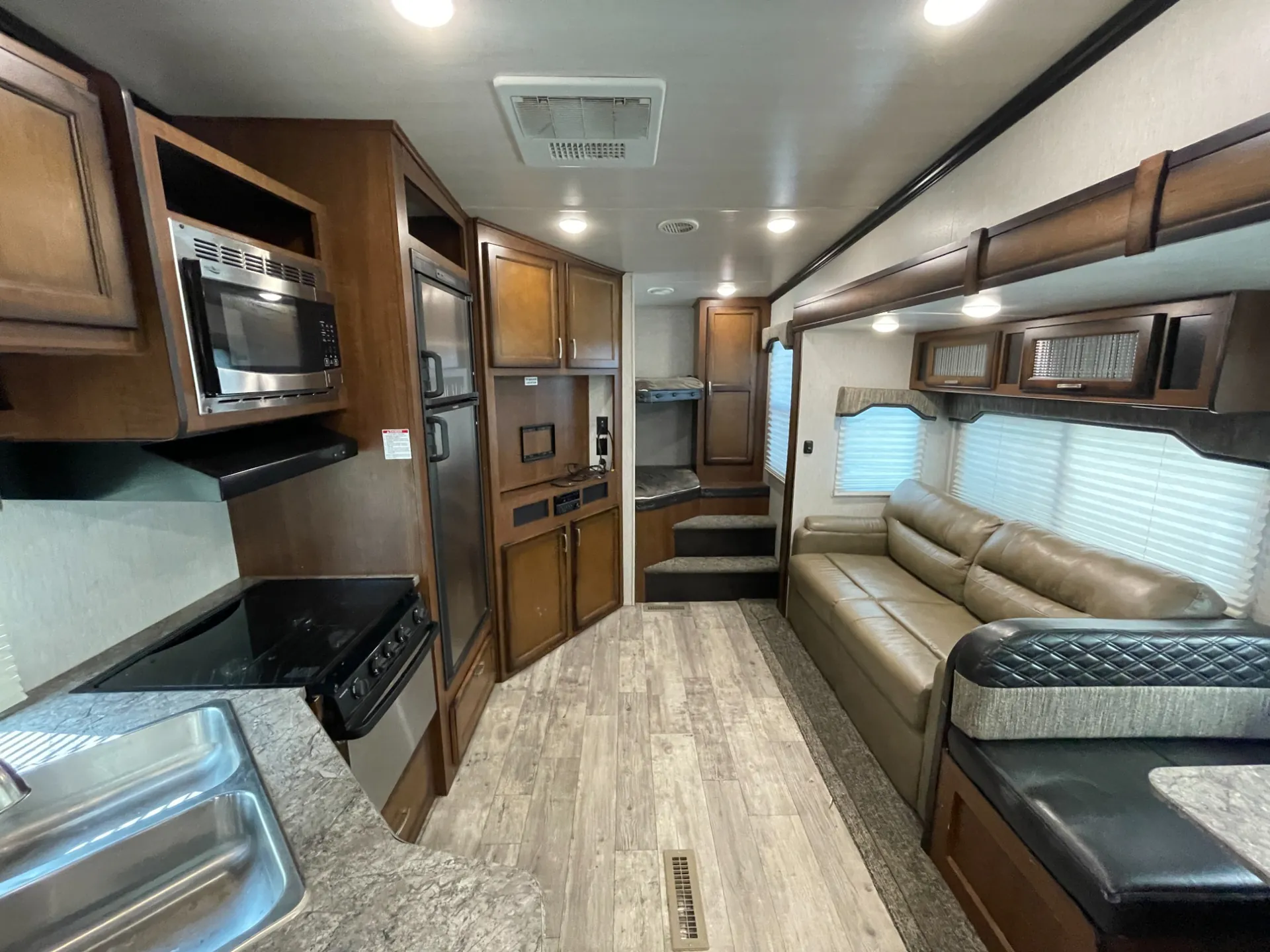 2018 Heartland ElkRidge Xtreme Light E 280 - Photo 2