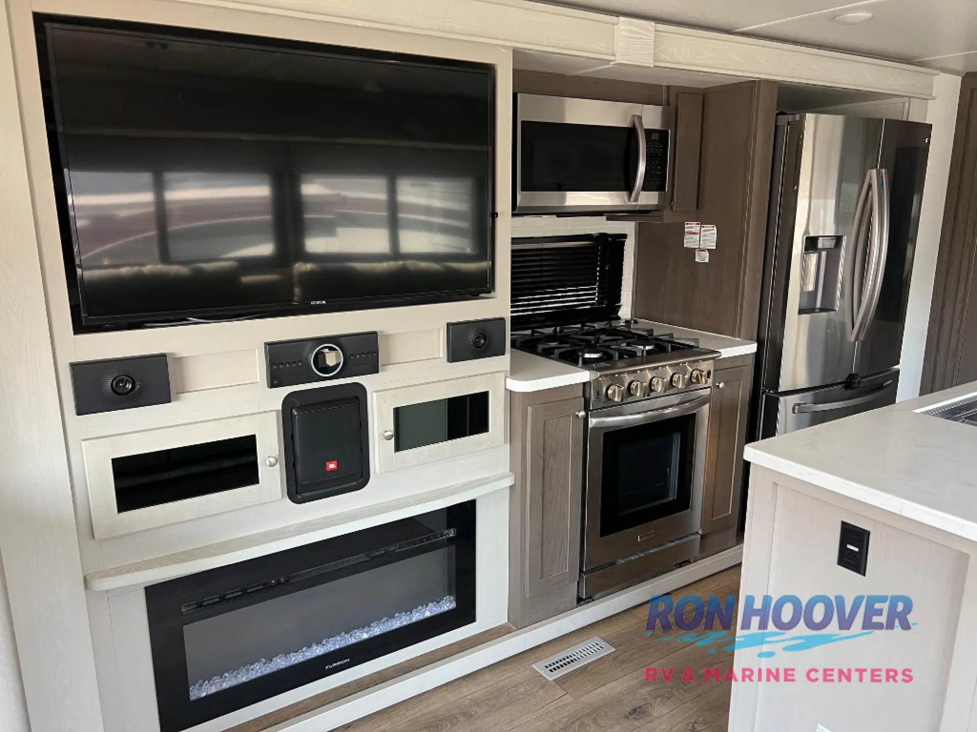2023 Palomino River Ranch 391MK dealer photo 10 from Ron Hoover RV & Marine