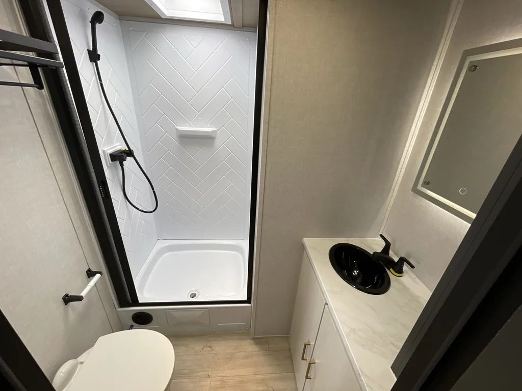 2026 Forest River Vibe 3400XL, Photos photo 17
