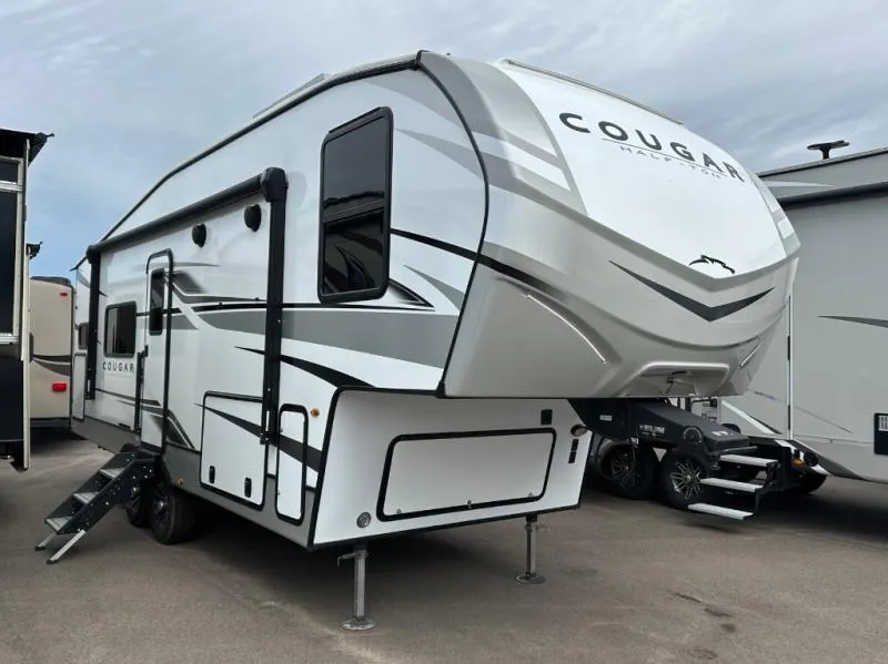 2025 Keystone RV Cougar Half-Ton 23MLE - Photo 2