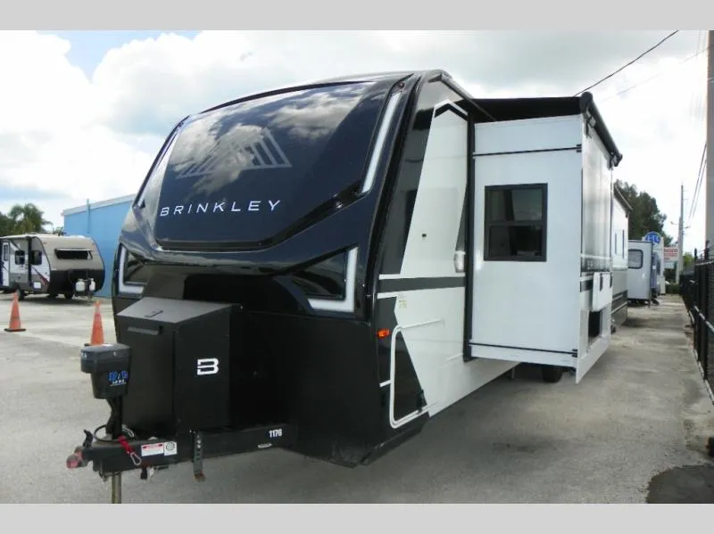 2025 Brinkley Model Z Air 310 - Photo 3