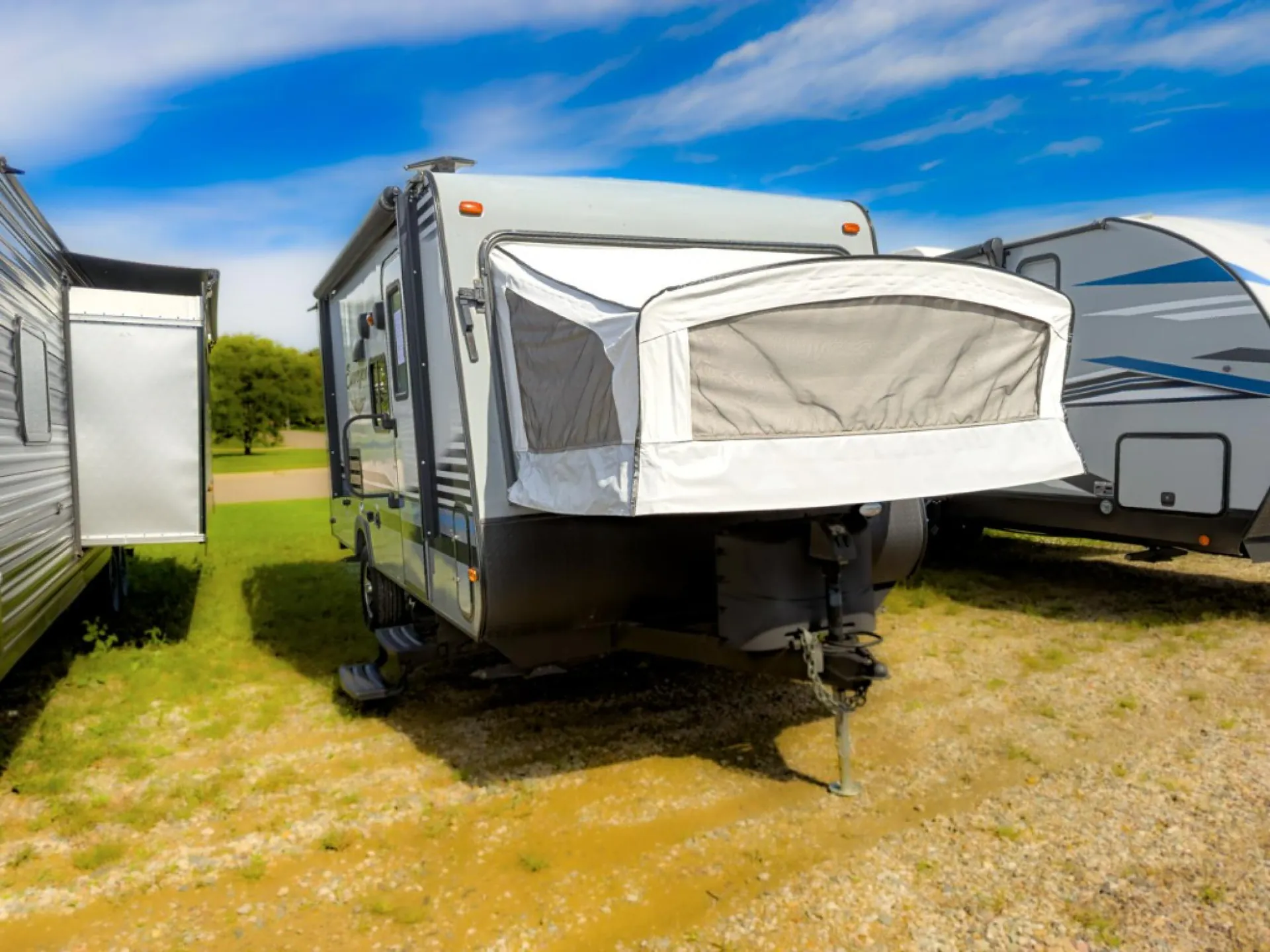 2017 Forest River Surveyor 191T - Photo 3