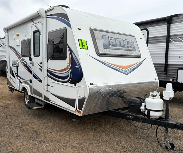 2013 Lance TT 1575 - Photo 2