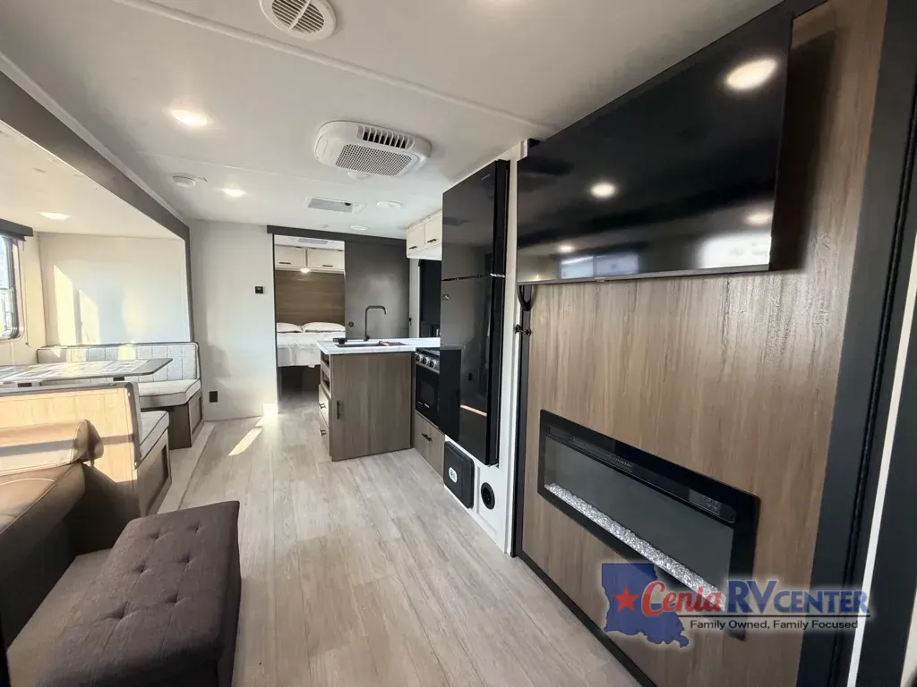 2027 Forest River Avenger 26DBS - Photo 4