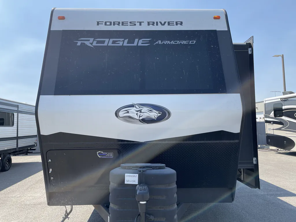2025 Forest River Vengeance Rogue Armored 32L132, Photos photo 4