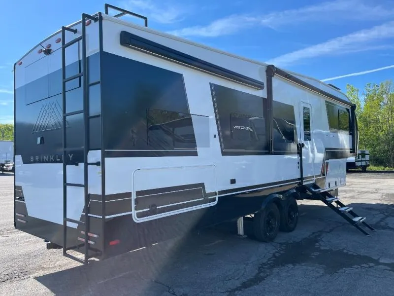 2027 Brinkley Model Z 2810 - Photo 3