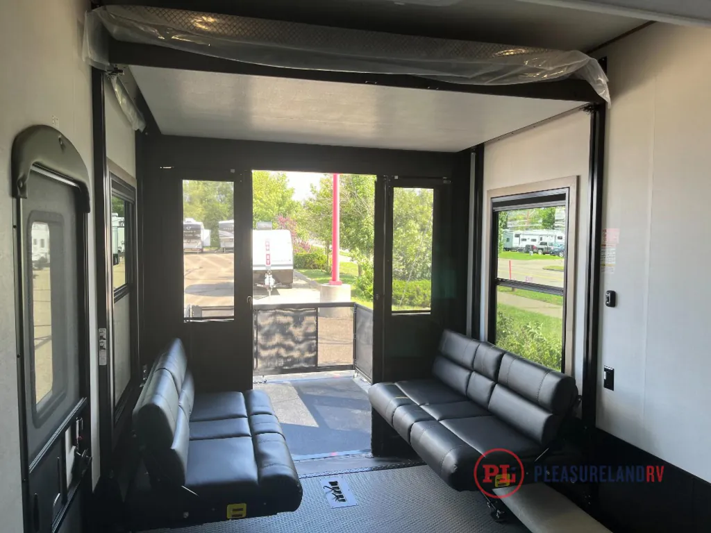 2026 Keystone Raptor 433, Photos photo 9
