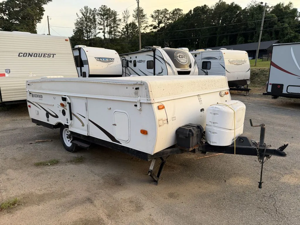 2012 Forest River Rockwood Freedom 2318G - Photo 3