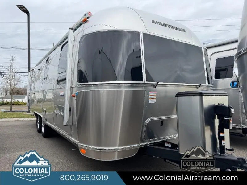 2026 Airstream International 27FB - Photo 2