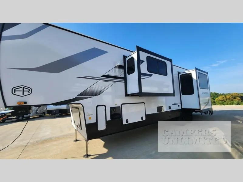 2026 Forest River Sandpiper 3800RK - Photo 3
