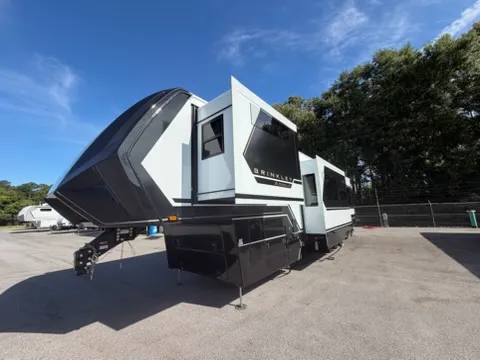2026 Brinkley Model G 3970 - Photo 3