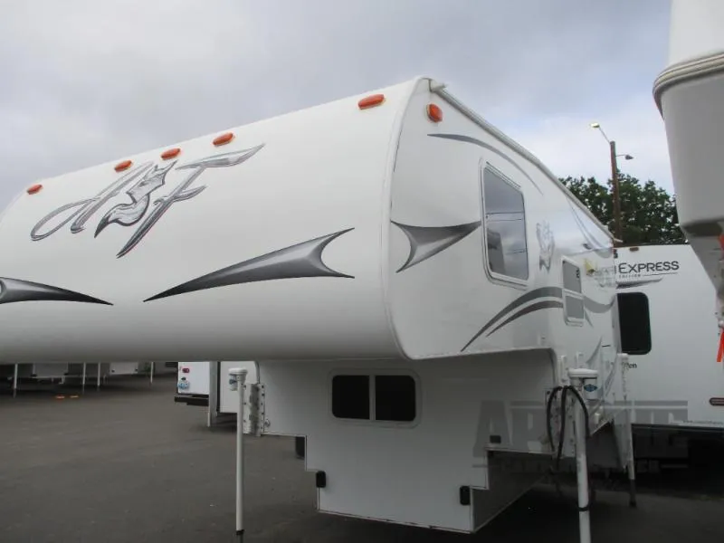 2015 Northwood Arctic Fox Camper 990 - Photo 4
