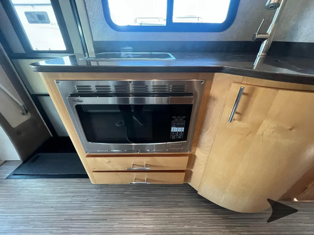 2018 Tiffin Wayfarer 24 TW, Photos photo 17