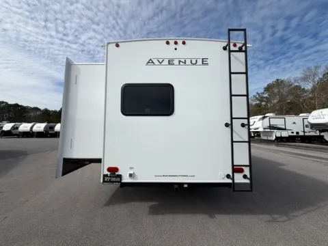 2026 Alliance RV Avenue 333BH - Photo 4