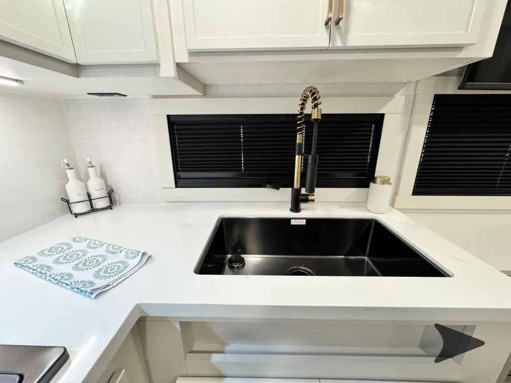 2027 Brinkley Model I 290, Photos photo 40