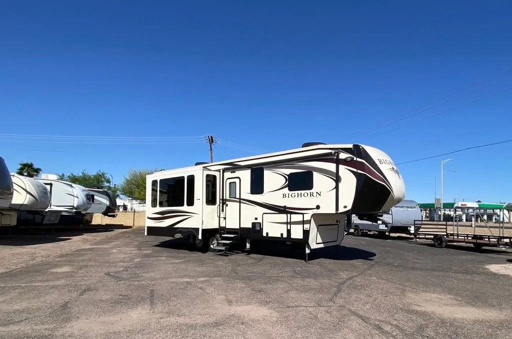 2019 HEARTLAND RV BIGHORN 3160EL - Main photo