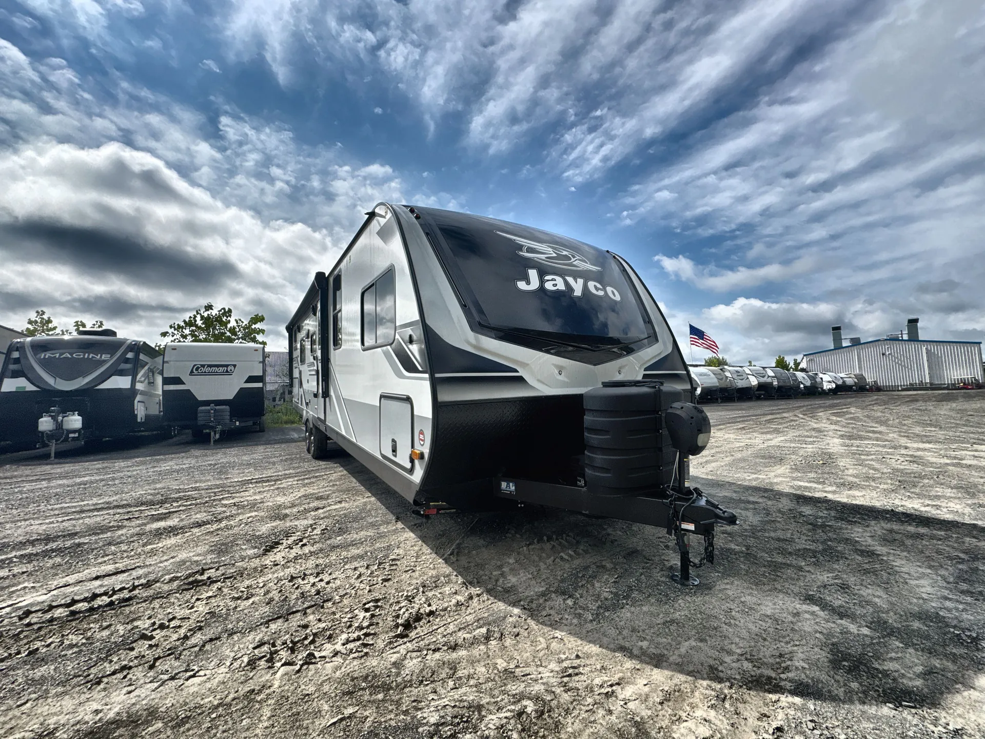 2025 Jayco Jay Feather 29QBH dealer photo 1 from Camping World