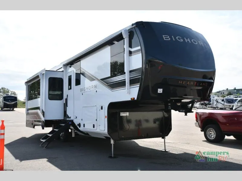 2027 Heartland Bighorn 31RL - Photo 2