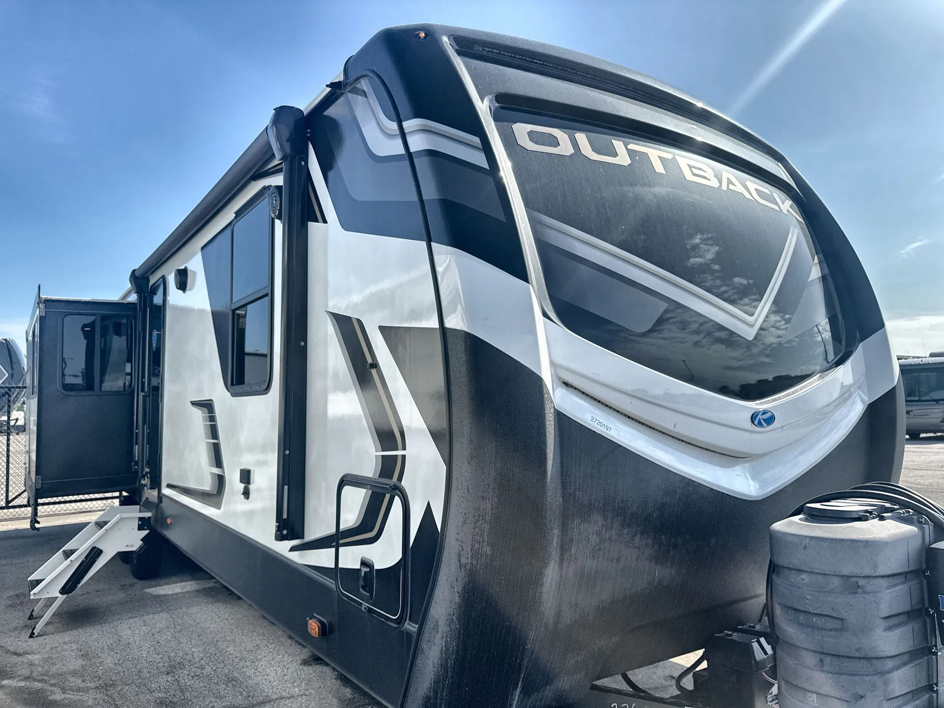2025 Keystone Outback 330RL - Photo 2