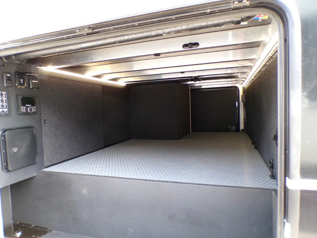 2026 Brinkley Model G 3520, Photos photo 16