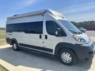 2023 Thor Motor Coach Sequence 20J - Photo 2