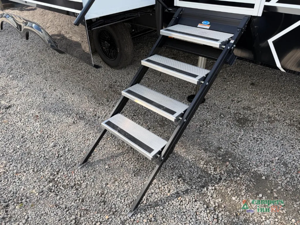 2026 Brinkley Model G 4150, Photos photo 49