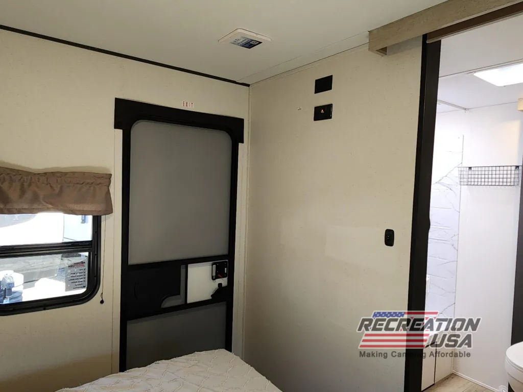 2026 Shasta RVs i-5 Edition 533BH, Photos photo 27