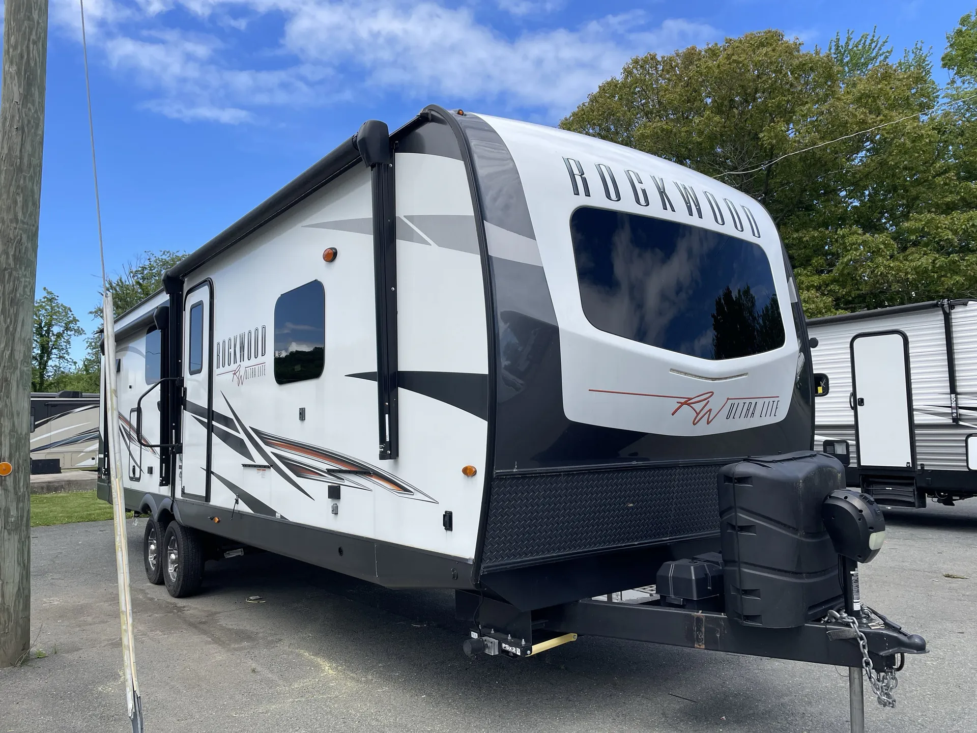2022 Forest River Rockwood Ultra Lite 2720IK - Photo 2