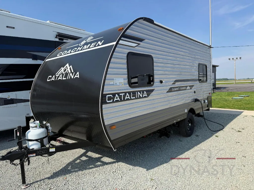 2027 Coachmen Catalina Summit Series 7 154RDX, Photos photo 3