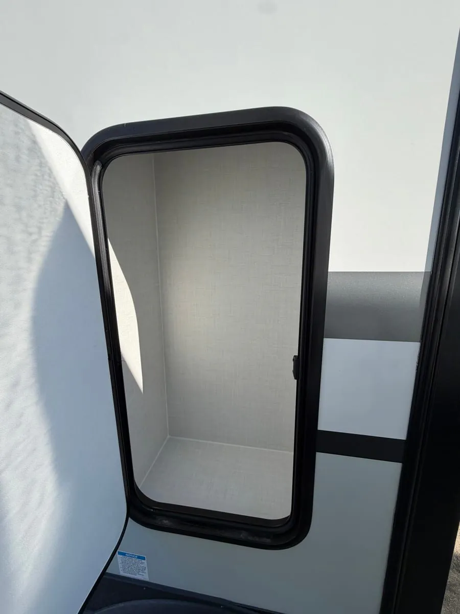 2027 Forest River Flagstaff Micro Lite 22LKS — Photo 5