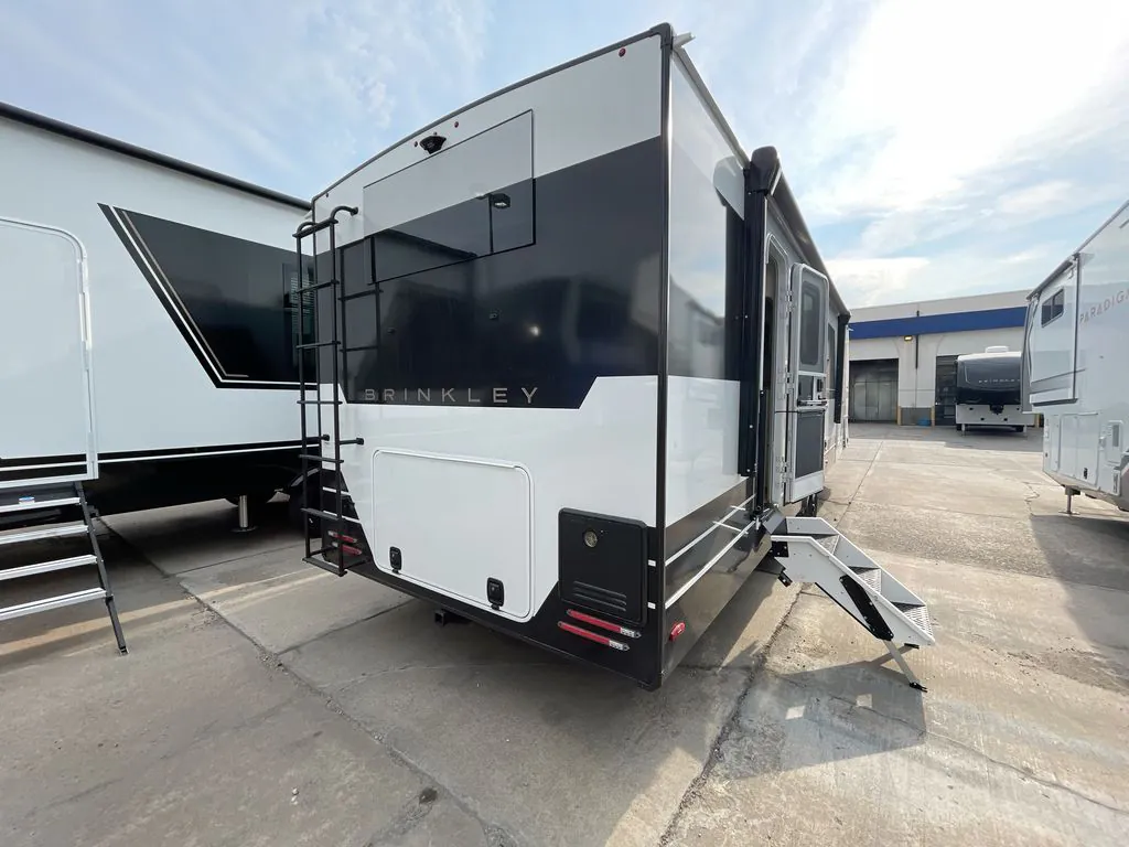 2027 Brinkley Model I 294, Photos photo 3