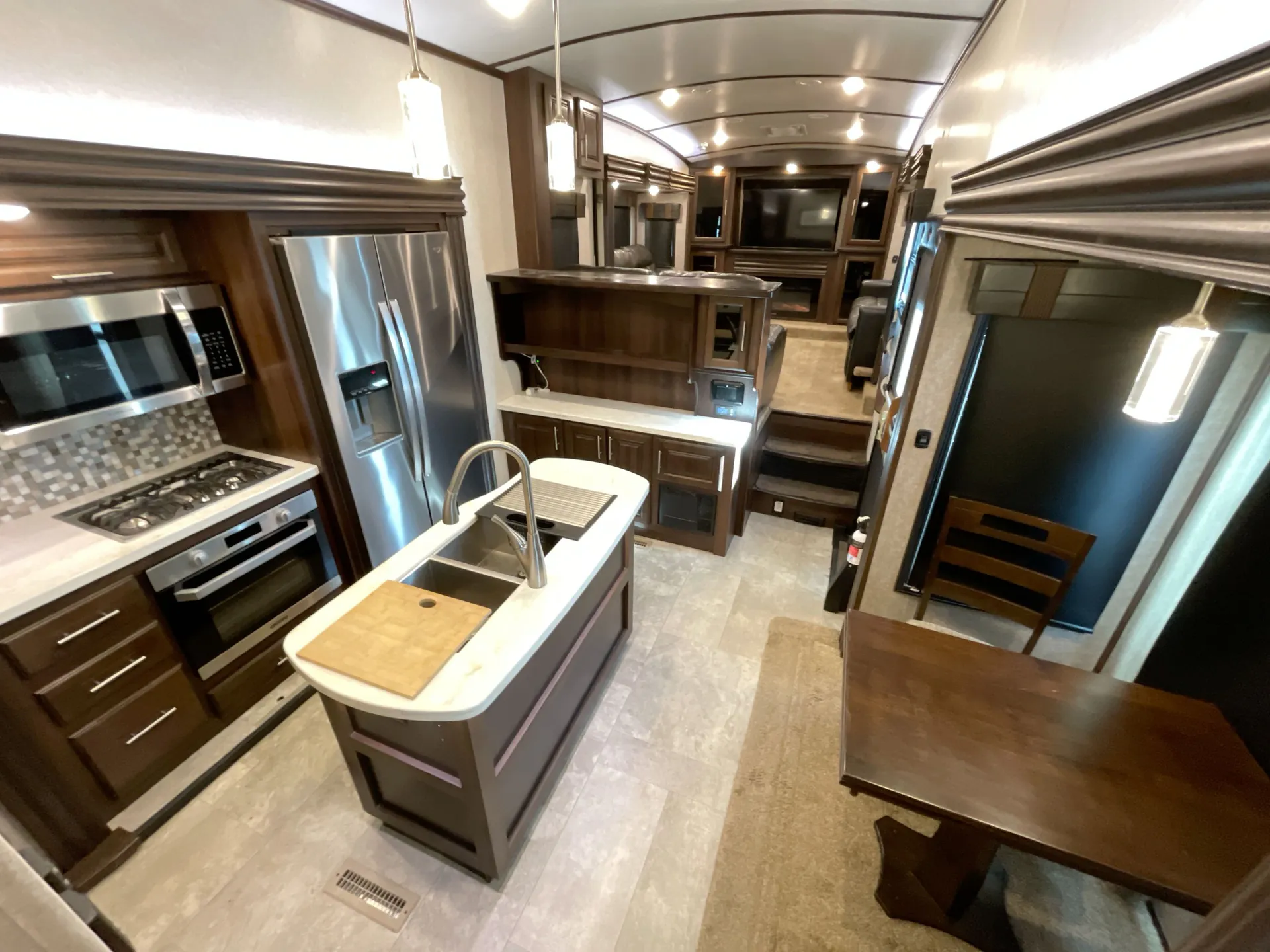 2018 Jayco North Point 381FLWS — backside
