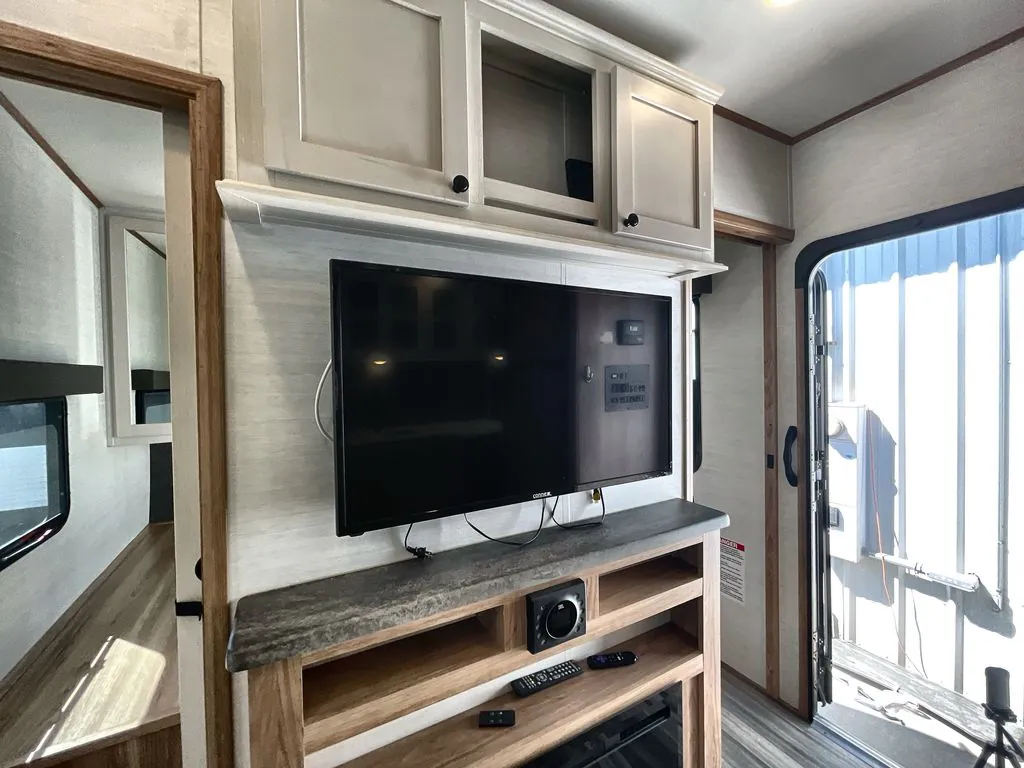 2023 Forest River XLR Hyper Lite 3212, Photos photo 8