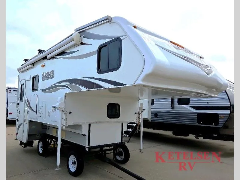 2016 Lance Long Bed 1172 - Main photo