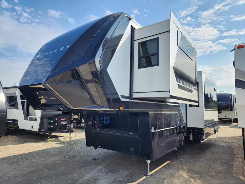 2026 Brinkley Model G 3970, Photos photo 3