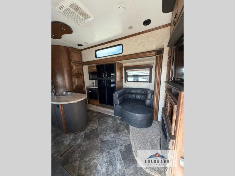 2014 Keystone RV Raptor 395LEV - Photo 4