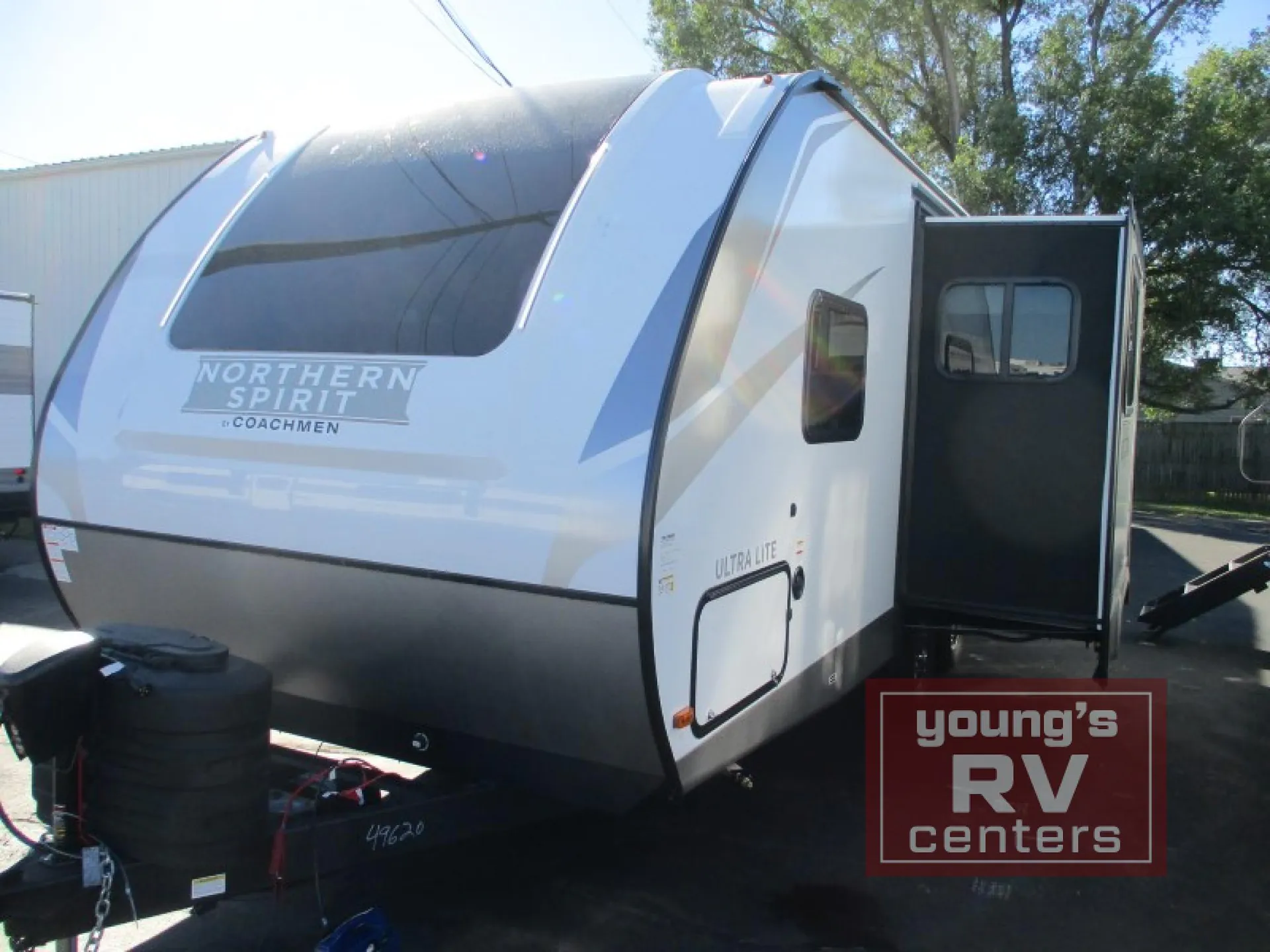 2026 Coachmen Northern Spirit Ultra Lite 2353RB - Photo 3