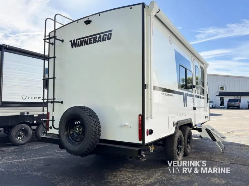2026 Winnebago Micro Minnie 2108DS - Photo 4