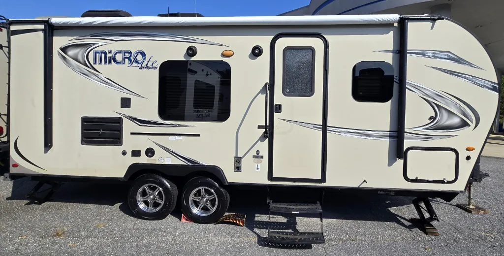 2019 Forest River Flagstaff Micro Lite 23LB
